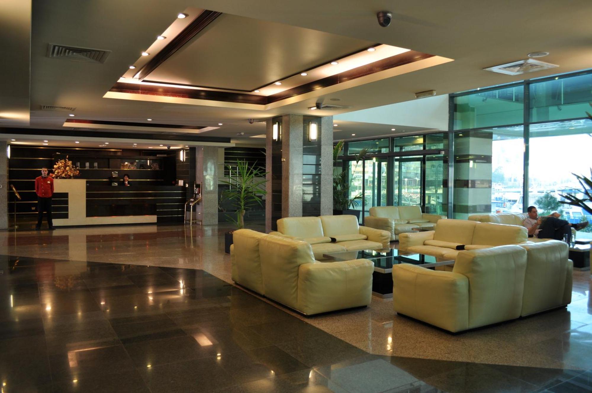 Hotel Delta 4 Tulcea Ngoại thất bức ảnh