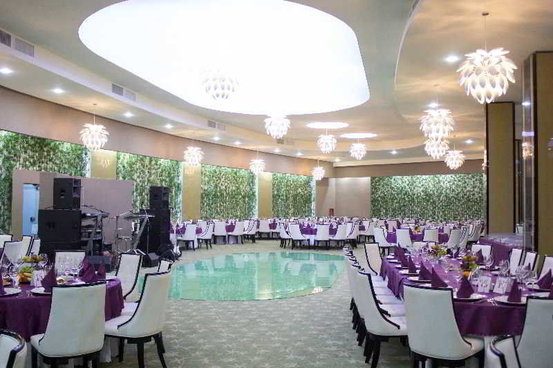 Hotel Delta 4 Tulcea Ngoại thất bức ảnh